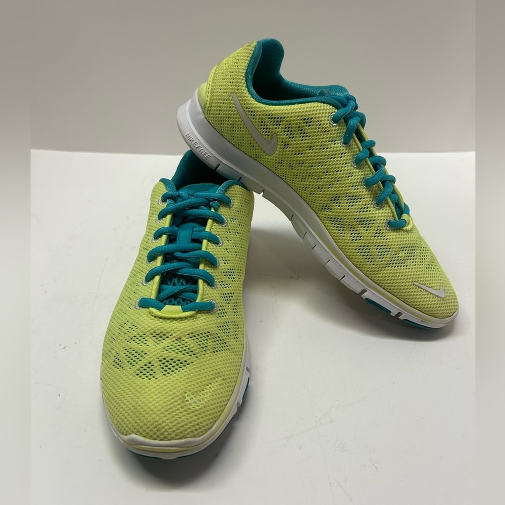 Nike - Free TR Fit 3‎ Breathe Running Training Shoes - Women's 7.5- 579968 700